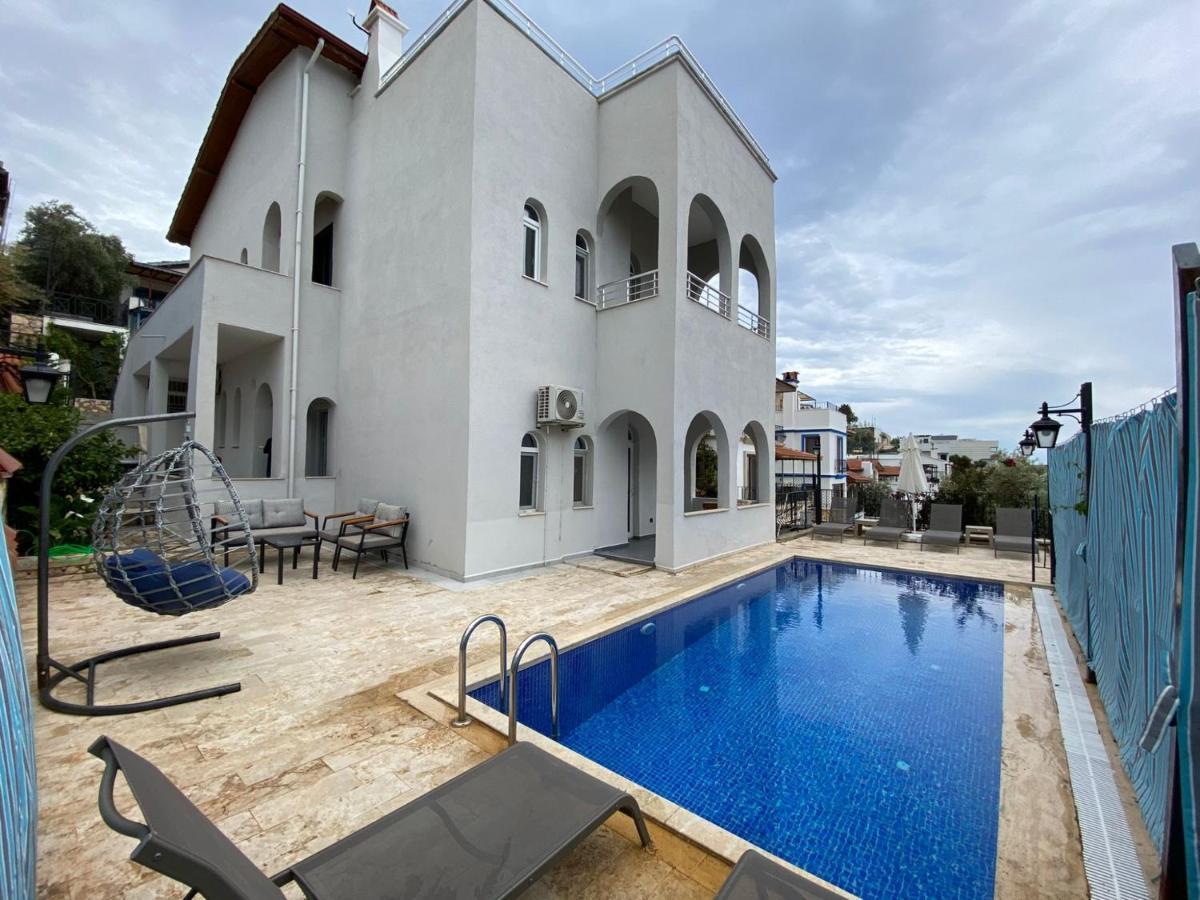 Apartament Shared Pool Flat Located 3 Min To Beach In Kalkan Zewnętrze zdjęcie